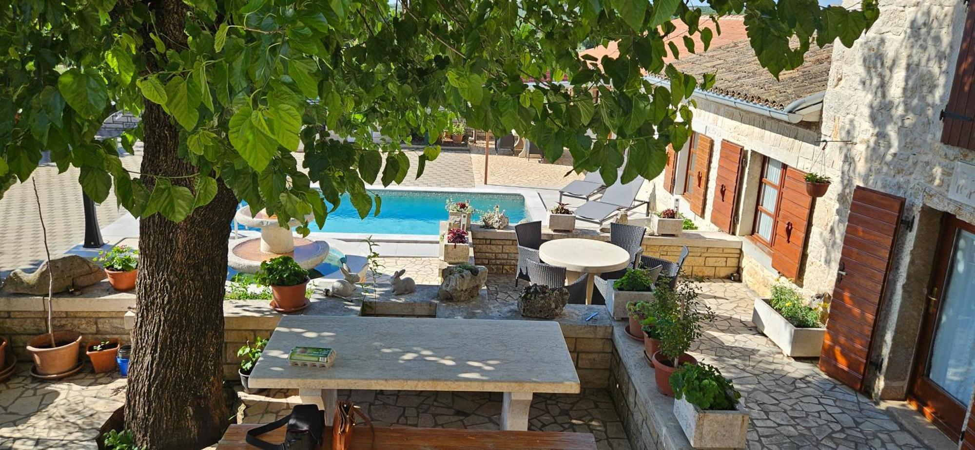 Apartments Vesna With Pool - New! Sveti Lovreč Pazenatički Pokoj fotografie